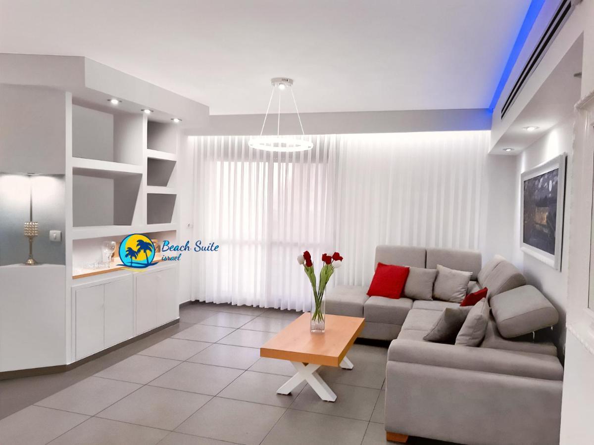 Beach Suite Israel- Private Jacuzzi Garden Suite & Gym, 3 Min Walk To Beach ביץ סוייט ישראל- ג'קוזי פרטי בגינה 3 דקות הליכה לים וחדר כושר Ашкелон Экстерьер фото