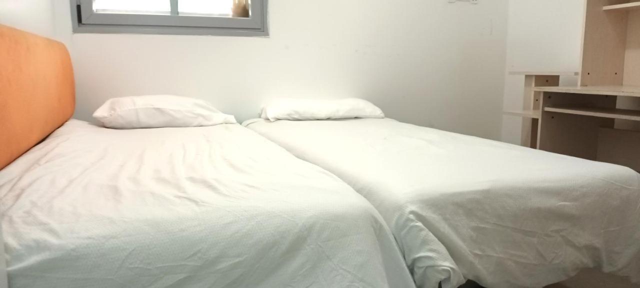 Beach Suite Israel- Private Jacuzzi Garden Suite & Gym, 3 Min Walk To Beach ביץ סוייט ישראל- ג'קוזי פרטי בגינה 3 דקות הליכה לים וחדר כושר Ашкелон Экстерьер фото